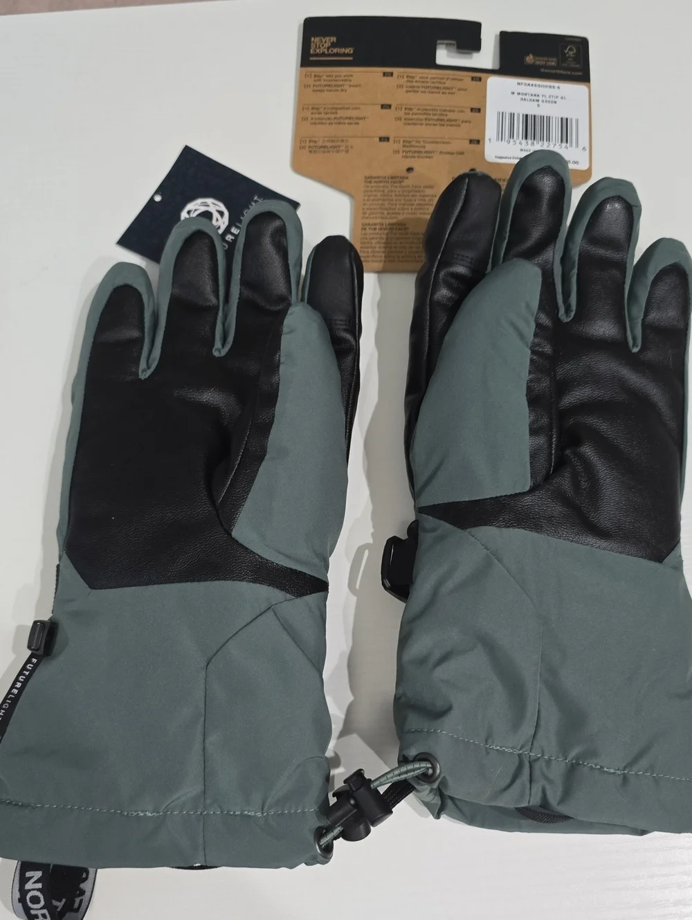 Mens Montana Futurelight Etip Glove. New. Size Small. The North Face.